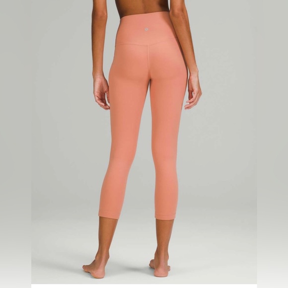 Lululemon Align High-Rise Crop 23" in Pink Savannah - size 0 - Picture 2 of 4